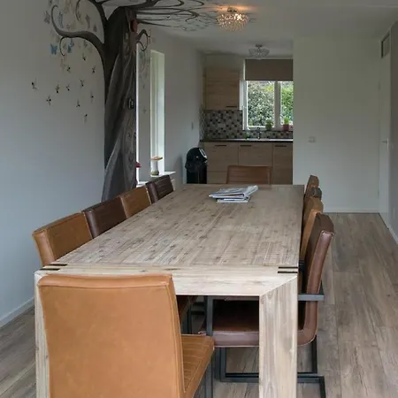 Дом отдыха Groepsaccommodatie In De Bedstee Sprookje *