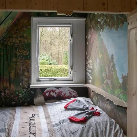 Groepsaccommodatie In De Bedstee Sprookje Nyaraló
